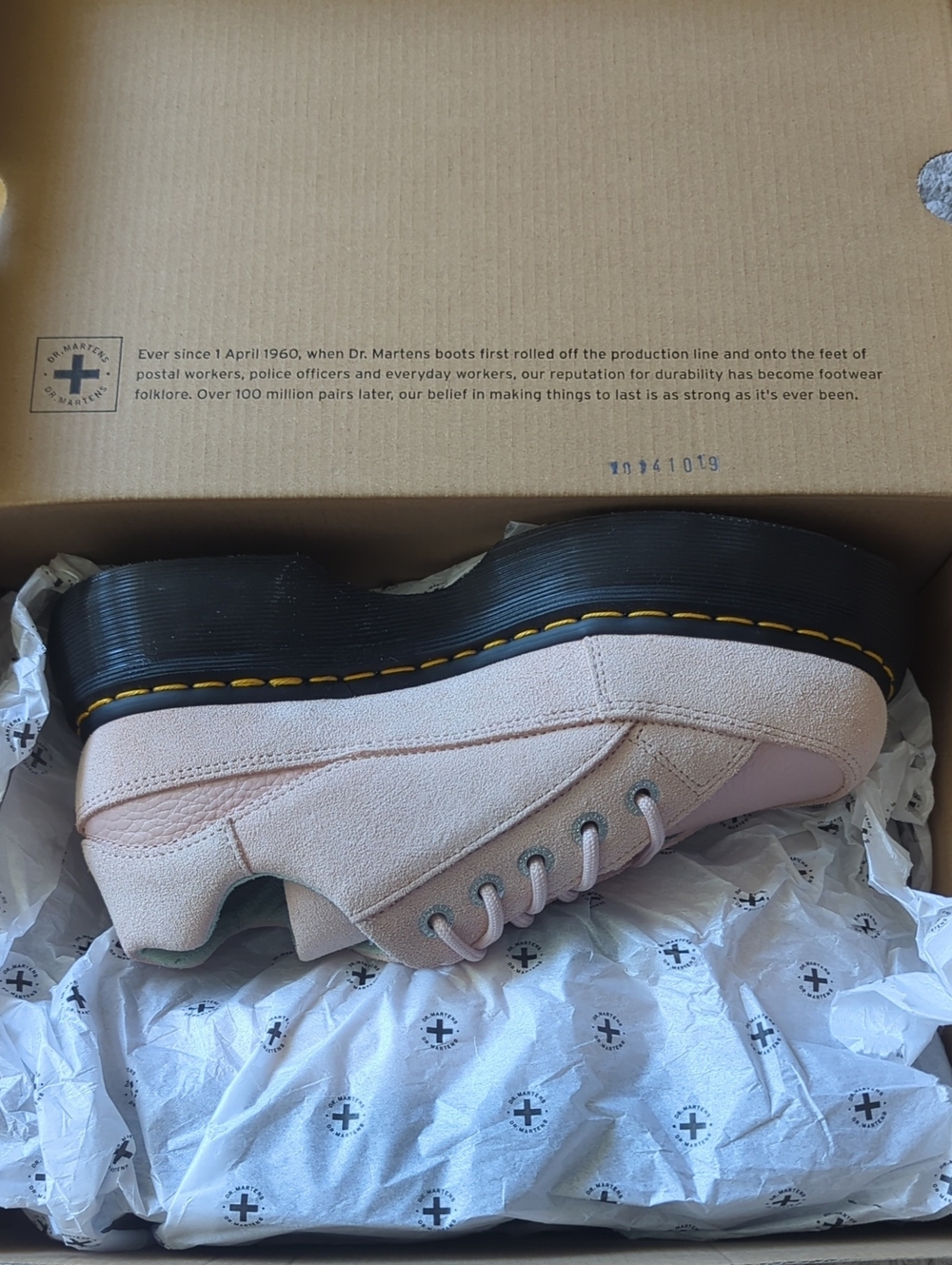 Doc Martens Buzz 5I Powder Pink Suede - Size 8 - Picture 5 of 7